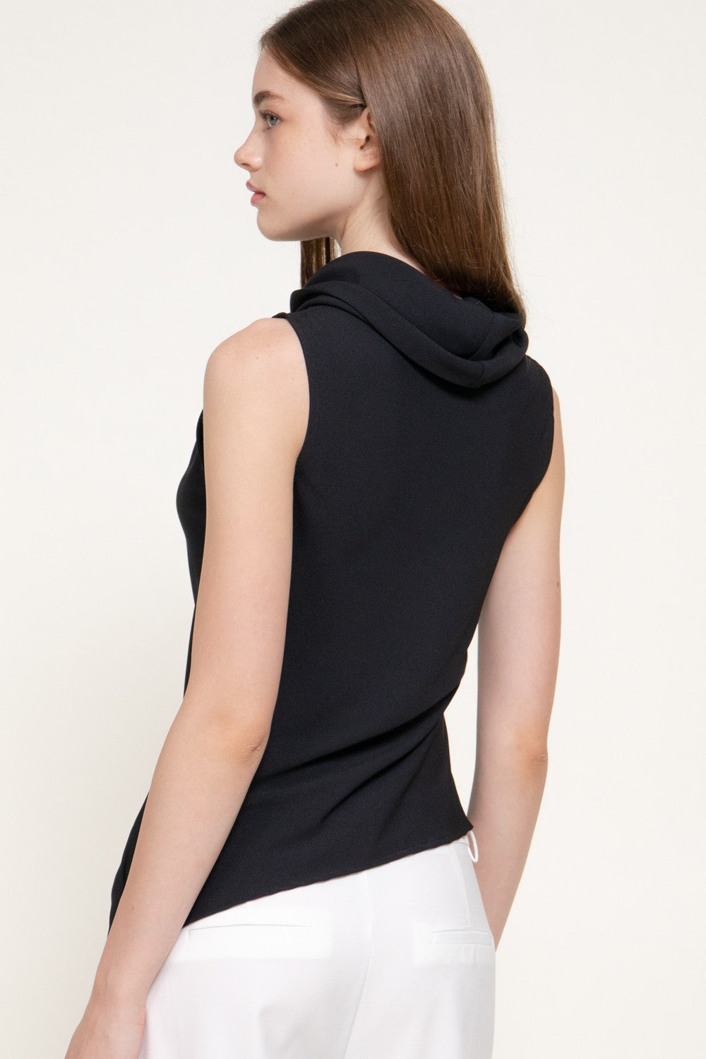 Alex - Black Top Diagonal Cut